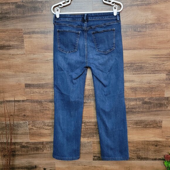 Talbots Jeans Women 6 High Rise Barely Bootcut Flawless Tummy Control Stretch - Picture 2 of 10